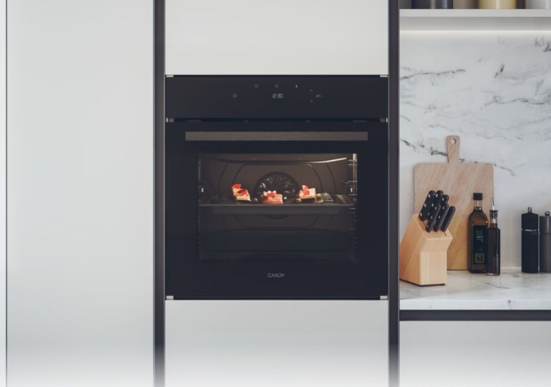 Orkaitė Candy FMBC T828S WF