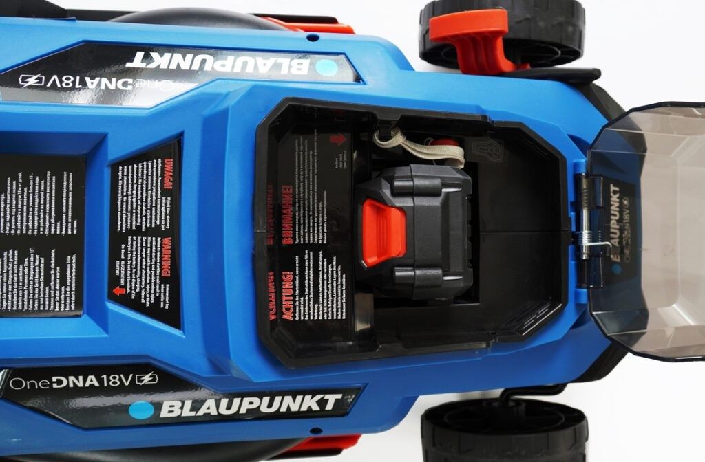 Akumuliatorinė vejapjovė Blaupunkt CL3010 Akumuliatorinė vejapjovė Blaupunkt CL3010