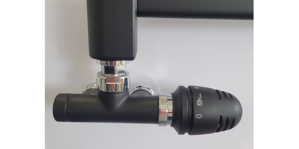 Gyvatuko termoreguliatoriaus komplektas HERZ De Luxe, juoda Gyvatuko termoreguliatoriaus komplektas HERZ De Luxe, juoda