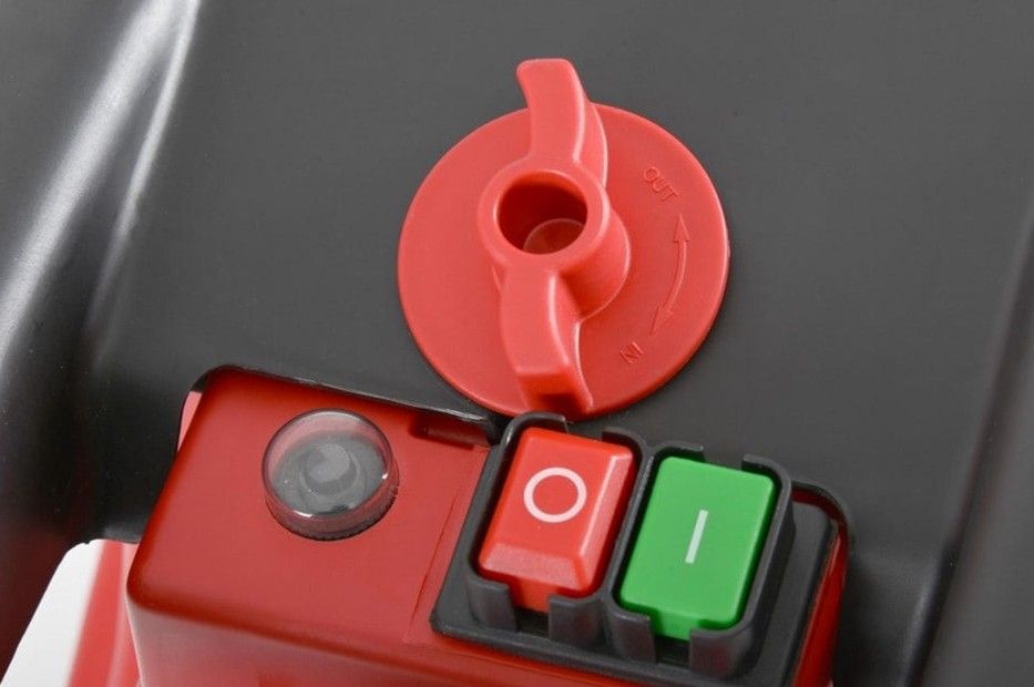Elektrinis šakų smulkintuvas Hecht 6284 XL Elektrinis šakų smulkintuvas Hecht 6284 XL