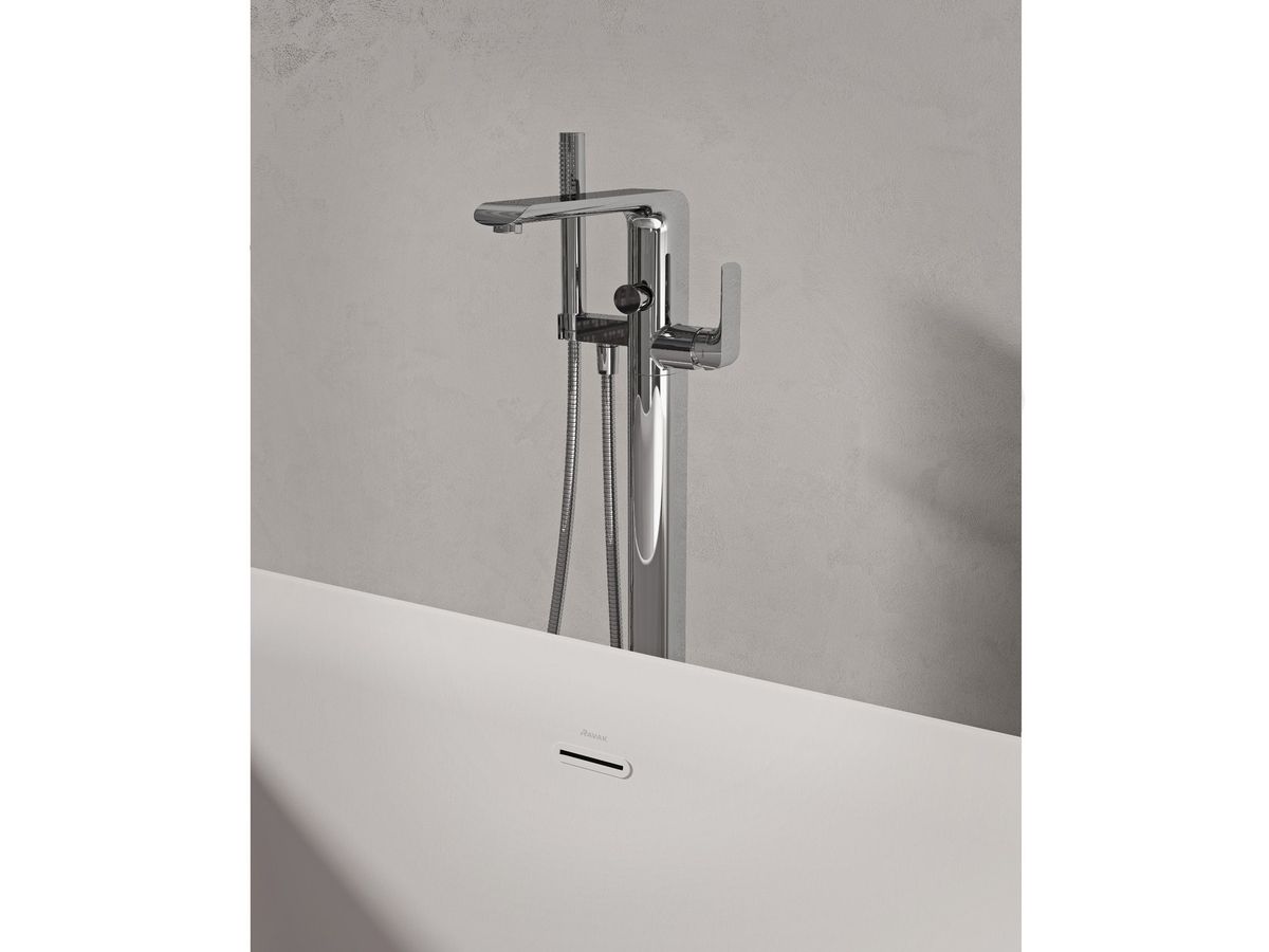 Vonios maišytyvas iš grindų su rankiniu dušeliu komplekte FL08000CRRB07A , chromas X070440