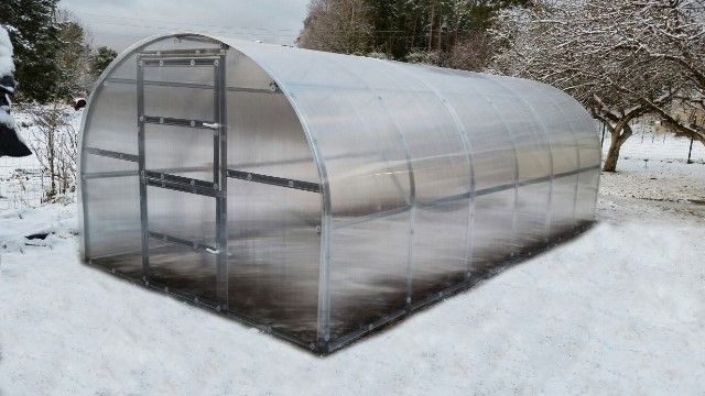 Šiltnamis KLASIKA 36 m2 (plotis 3 m) danga 6 mm ilgis 12 m