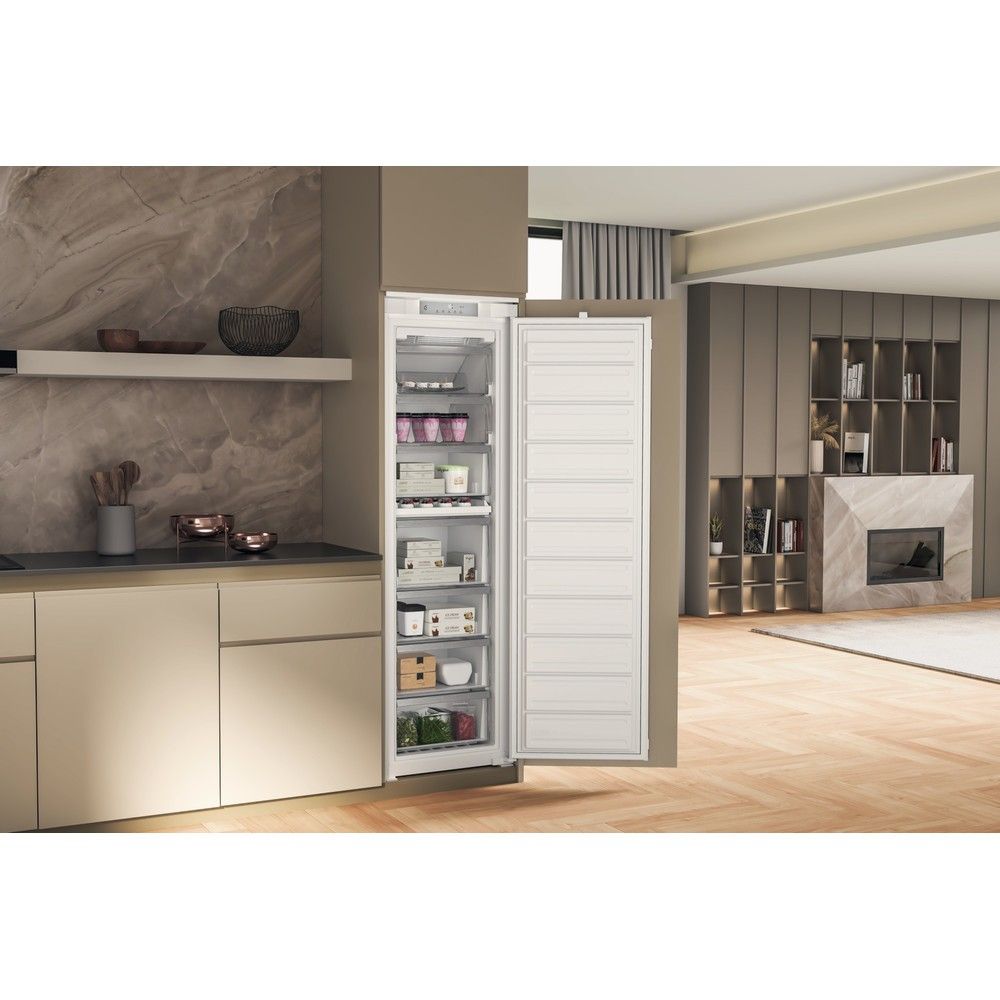 Šaldiklis Whirlpool WHSD18F013D1 Šaldiklis Whirlpool WHSD18F013D1