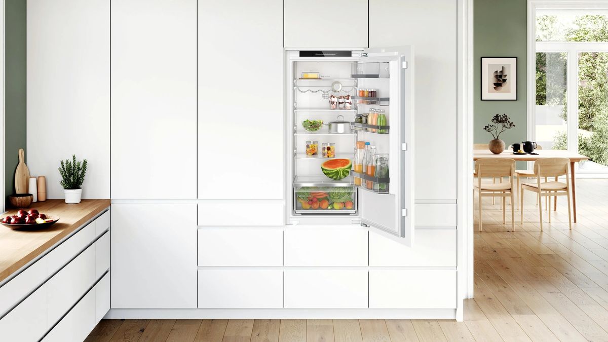 Įmontuojamas šaldytuvas Bosch KIR41ADD1 Įmontuojamas šaldytuvas Bosch KIR41ADD1