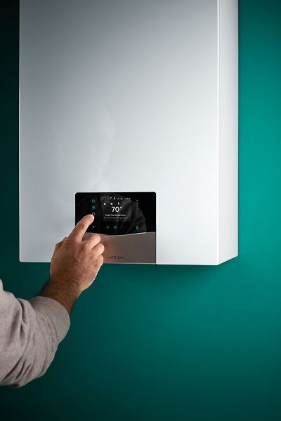 Dujinis kondensacinis katilas Vaillant ecoTEC plus VU 15CS/1-5 (N-INT3), šild. galia 14,8kW, galia V.Š. 20 kW (10043972)