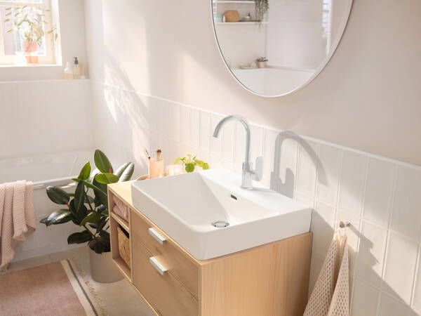 Aukštas praustuvo maišytuvas HANSGROHE Rebris S 210 su pasukamu snapu ir dugno vožtuvu, chromuotas, 72536000 Aukštas praustuvo maišytuvas HANSGROHE Rebris S 210 su pasukamu snapu ir dugno vožtuvu, chromuotas, 72536000