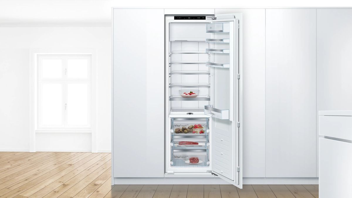 Šaldytuvas Bosch KIF82PFE0 Šaldytuvas Bosch KIF82PFE0