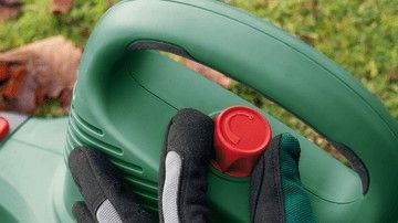 Lapų siurblys Bosch 06008B1001 UniversalGardenTidy 3000 Lapų siurblys Bosch 06008B1001 UniversalGardenTidy 3000