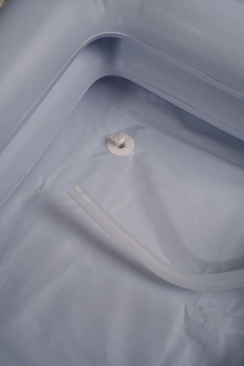 Gavlos plovimo kriauklė RIDDER AARHUS, balta, pripučiama, A314101