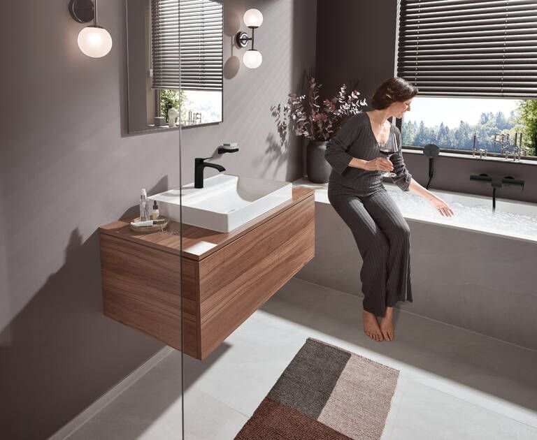 Praustuvo maišytuvas HANSGROHE Vivenis 110 be dugno vožtuvo, matinė juoda, 75022670