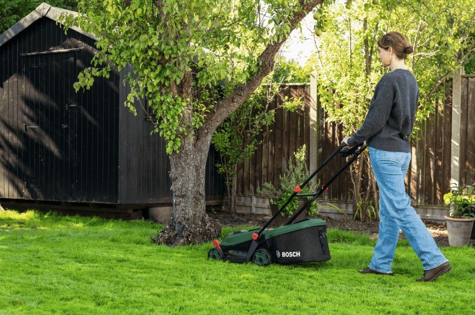 Vejapjovė Bosch Rotak 18V-34, 1x4Ah, 06008B9N00 Vejapjovė Bosch Rotak 18V-34, 1x4Ah, 06008B9N00