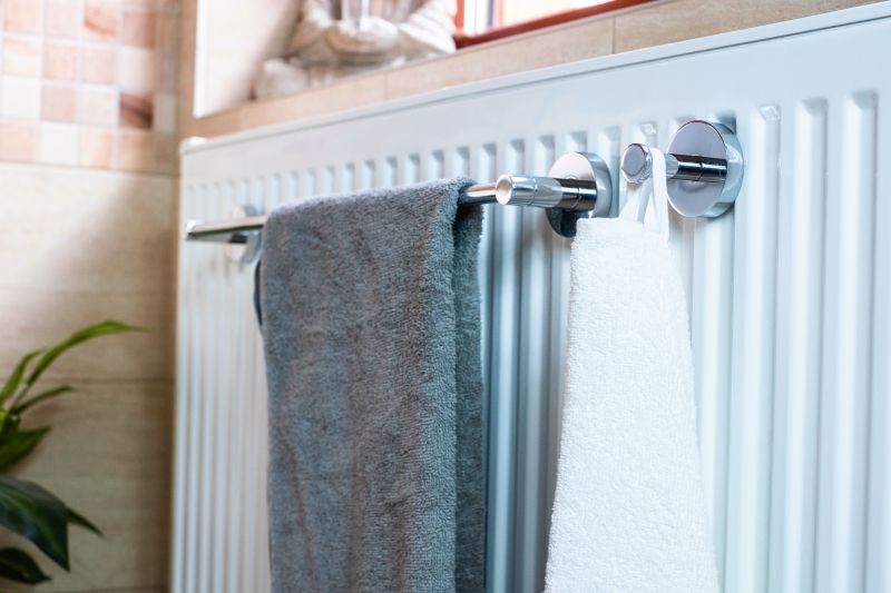 Magnetinė pakaba rankšluosčių džiovintuvui Ošenašek 43 cm