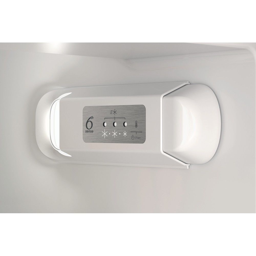 Įmontuojamas šaldytuvas Whirlpool WHC18D011C1 SF Įmontuojamas šaldytuvas Whirlpool WHC18D011C1 SF