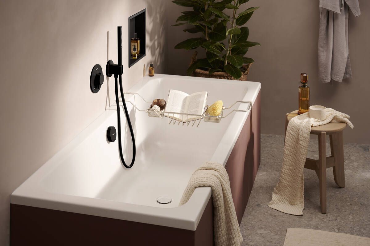 Sieninė Hansgrohe dušo žarnos jungtis su dušo laikikliu FIX FIT S, mat. juoda 26888670