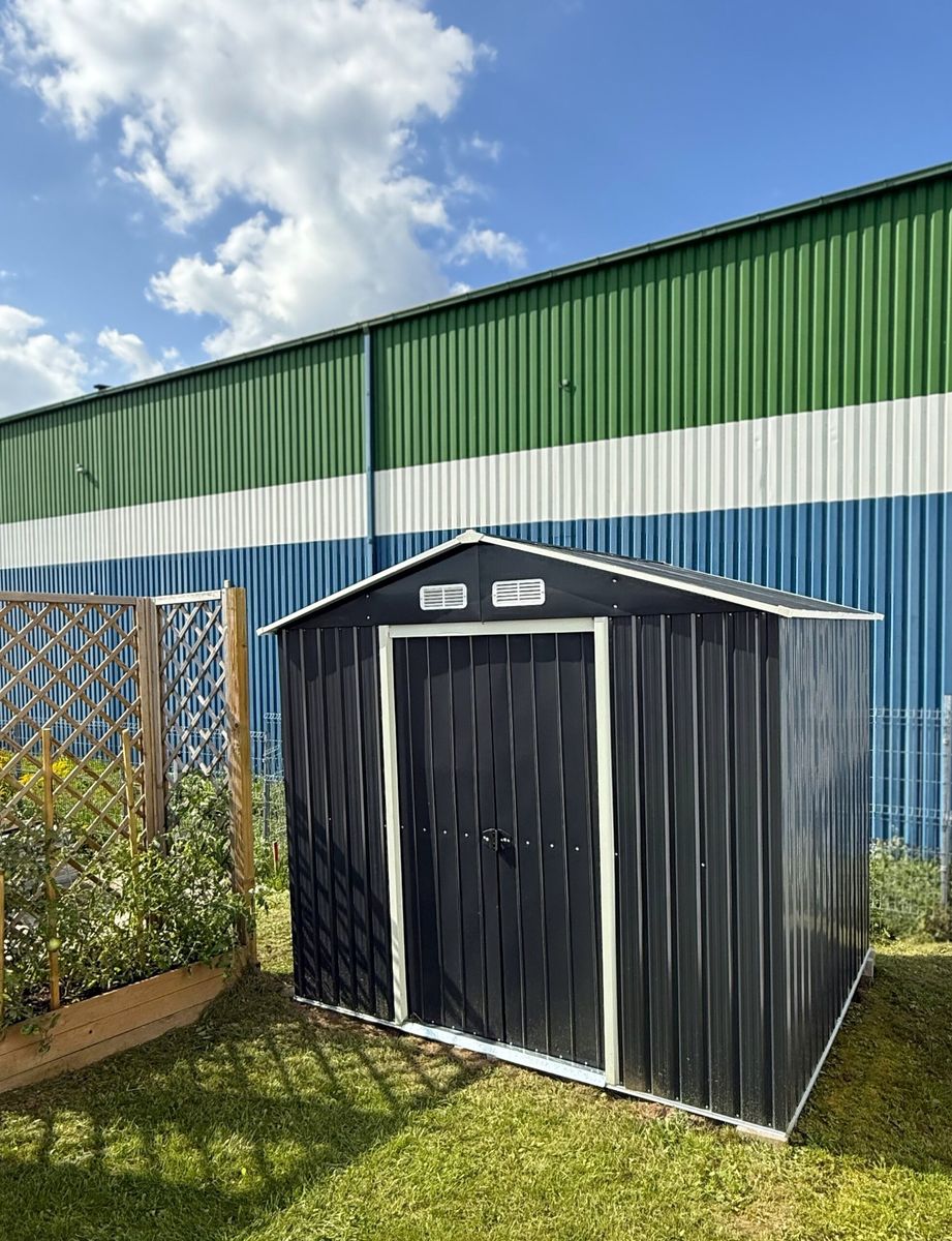 Metalinis sandėliukas HATIS, 3,82 m2, antracito Metalinis sandėliukas HATIS, 3,82 m2, antracito