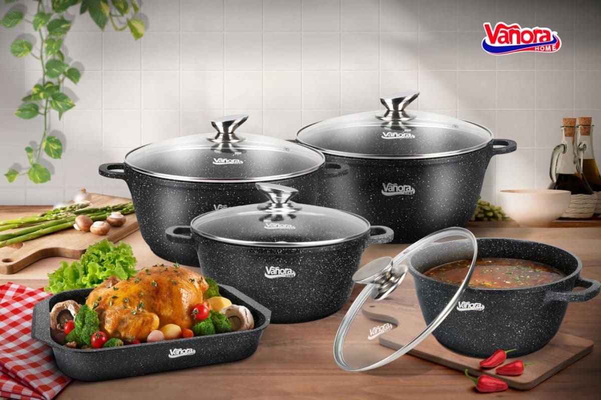 Puodas aliuminio su keramikos danga 11.6L 32x14.5cm VN-ME-32CL VANORA Puodas aliuminio su keramikos danga 11.6L 32x14.5cm VN-ME-32CL VANORA