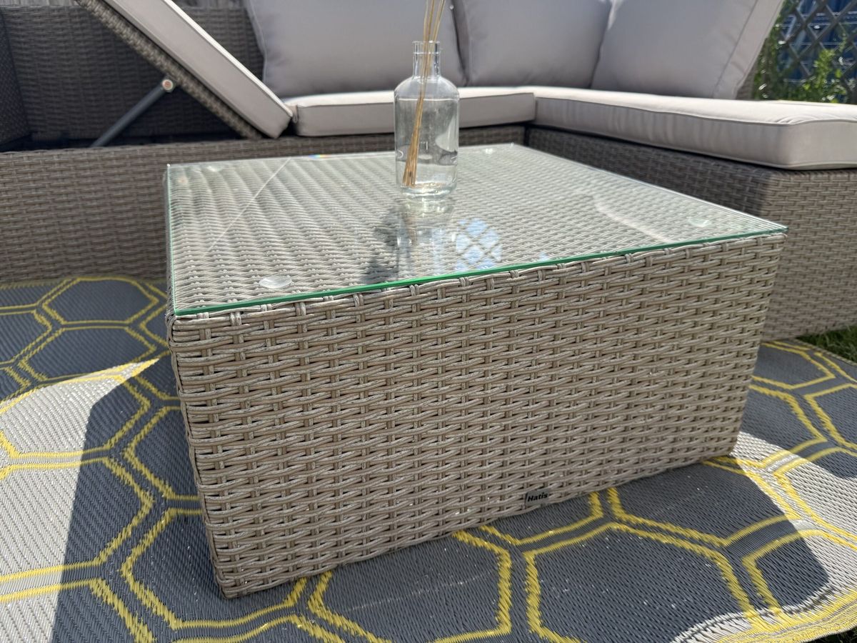 Lauko baldų komplektas HATIS „Bali“, smėlio spalvos Lauko baldų komplektas HATIS „Bali“, smėlio spalvos
