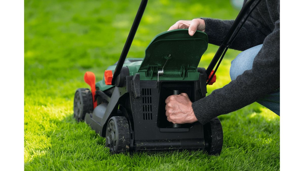 Vejapjovė Bosch Rotak 18V-32 solo, 06008B9P01
