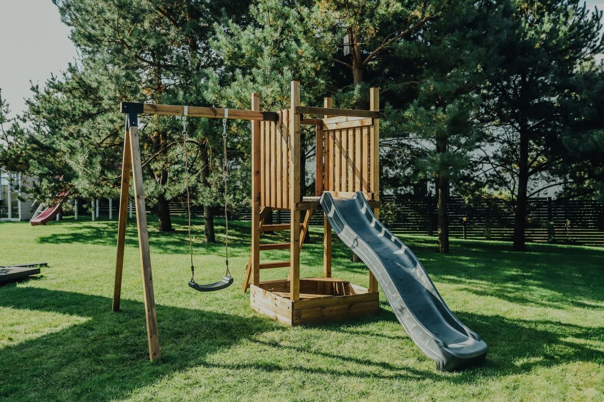 Medinė vaikų žaidimų aikštelė HATIS „Somu“