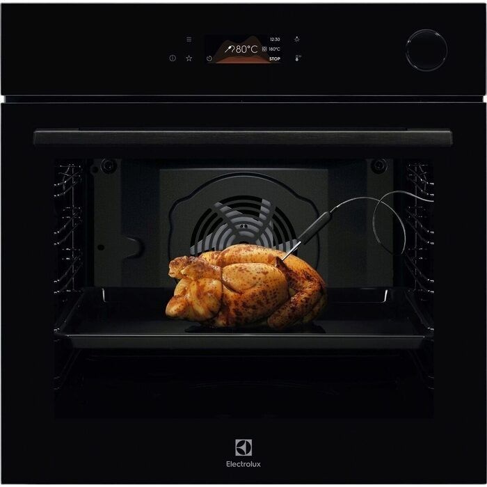A+ klasės orkaitė ELECTROLUX COC8E39Z, daliniai garai (50%), 167 aut. kepimo programos