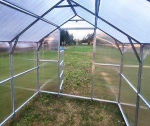 Šiltnamis KLASIKA BERNARD 9,4 m2 (plotis 2,35 m), danga 6 mm ilgis 4 m