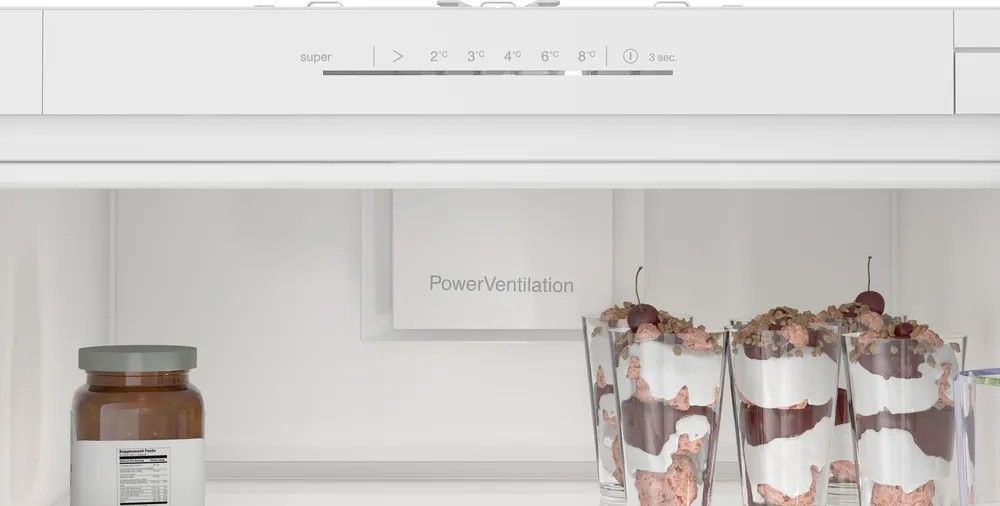 Įmontuojamas šaldytuvas Bosch KIR81NSE0 Įmontuojamas šaldytuvas Bosch KIR81NSE0