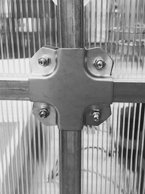 Šiltnamis KLASIKA TUBE 30m2 (plotis 3 m) danga 6 mm ilgis 10 m