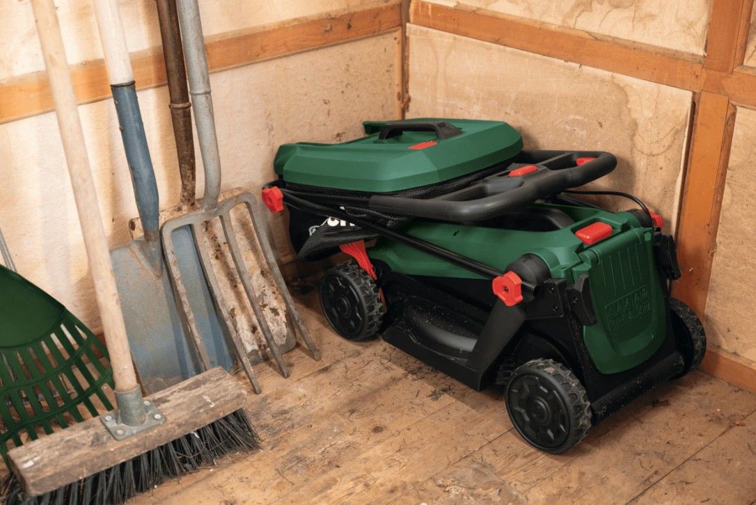 Vejapjovė Bosch Rotak 18V-32, 1x4Ah 06008B9P00 Vejapjovė Bosch Rotak 18V-32, 1x4Ah 06008B9P00