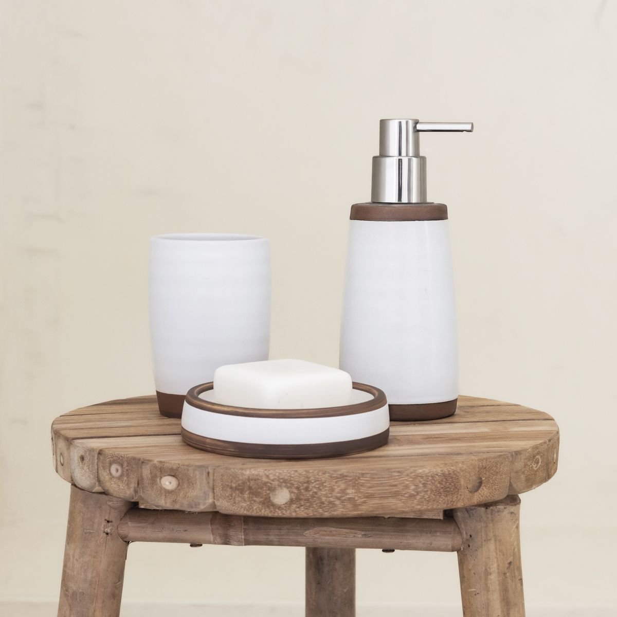 Skysto muilo dozatorius Sorema Rustic, baltas, 151242120003 Skysto muilo dozatorius Sorema Rustic, baltas, 151242120003