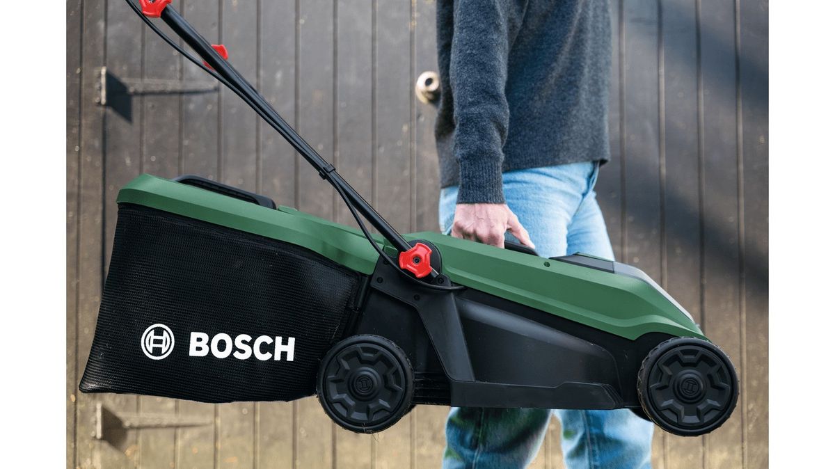 Vejapjovė Bosch Rotak 18V-32 solo, 06008B9P01