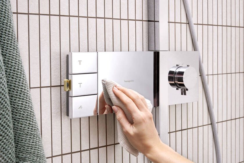 Dušo sistema HANSGROHE Raindance Alive Q su termostatu chromo, 24591000 Dušo sistema HANSGROHE Raindance Alive Q su termostatu chromo, 24591000