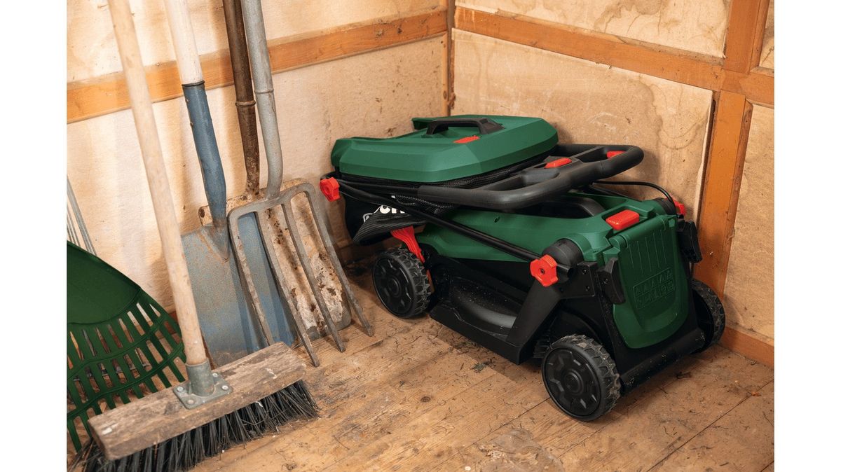 Vejapjovė Bosch Rotak 18V-32 solo, 06008B9P01