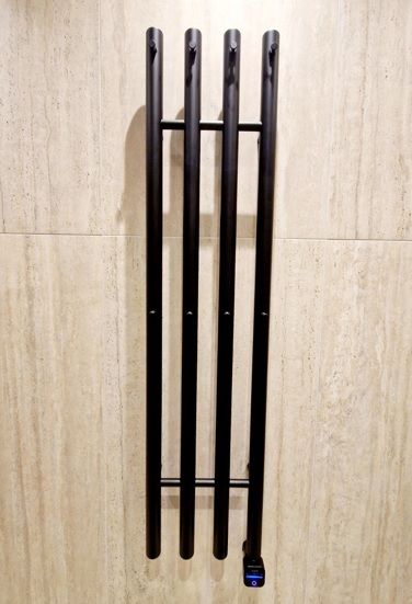 Rankšluosčių džiovintuvas Očenašek 4TT 31×130 cm, juodas, 8 kabliukai