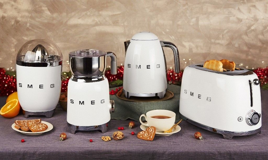 SMEG elektrinis virdulys, 1,7 l, KLF03WHEU