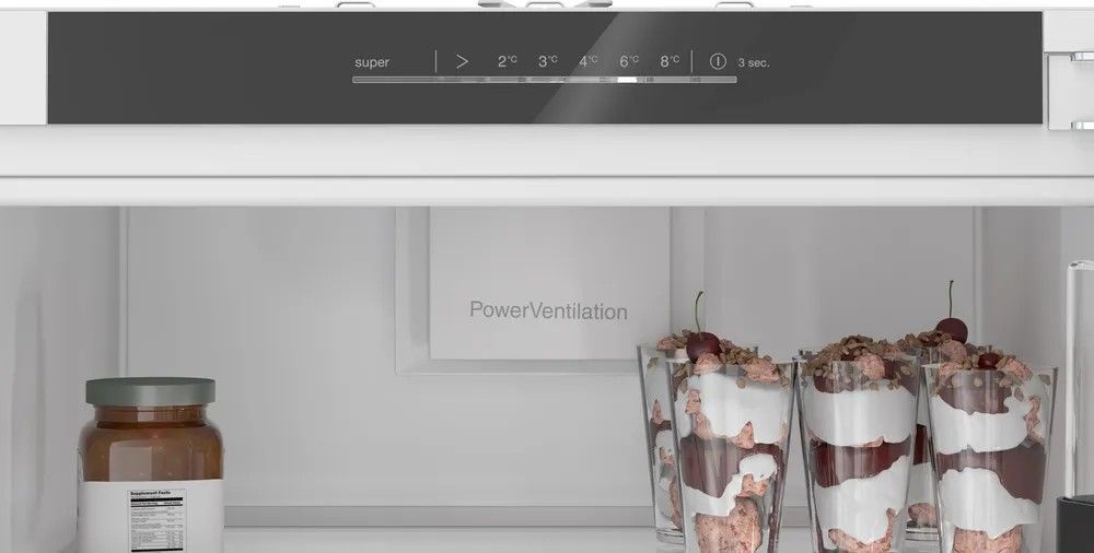 Įmontuojamasis šaldytuvas Bosch KIR81SDD0
