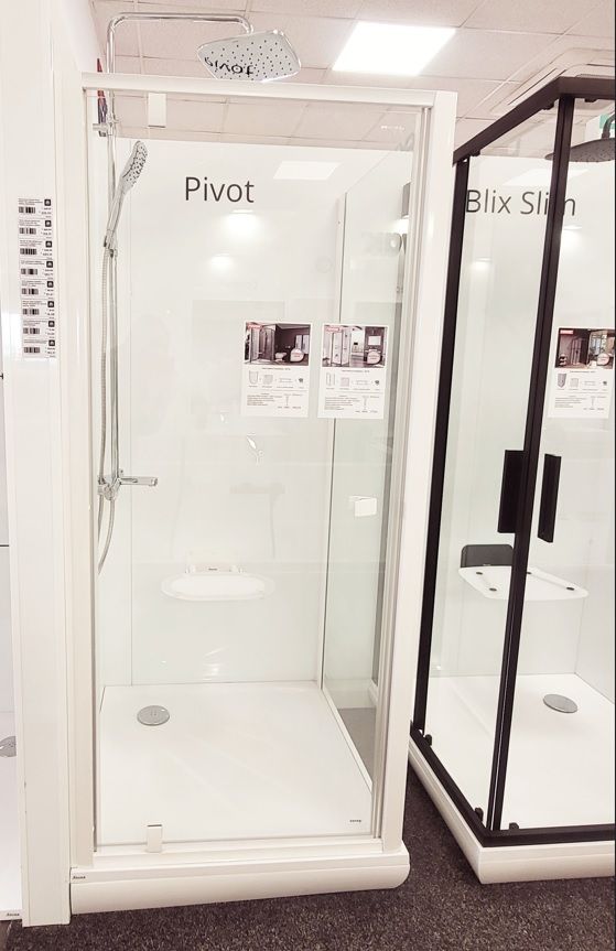 Dušo kabina Ravak Pivot PDOP1-90+PSS-90, balti profiliai, skaidrus stiklas