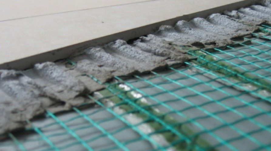 Anglies pluošto grindinio šildymo tinklelis Genius Carbon (modulinė sistema),100 W, 0,60 m²