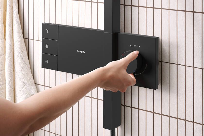 Termostatinė dušo sistema Hansgrohe Raindance Alive S 300 1jet su ShowerSelect Comfort, juoda matinė, 24582670 Termostatinė dušo sistema Hansgrohe Raindance Alive S 300 1jet su ShowerSelect Comfort, juoda matinė, 24582670