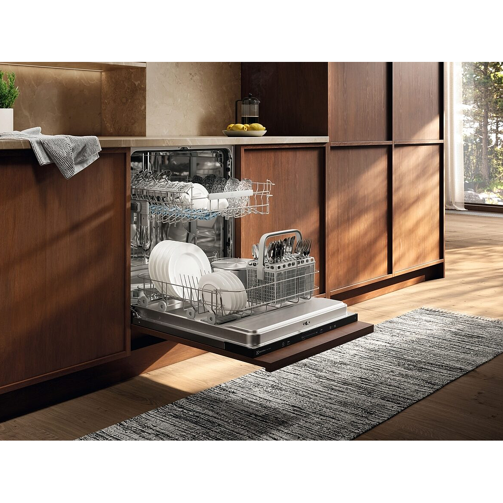 Indaplovė ELECTROLUX E52LC100S Indaplovė ELECTROLUX E52LC100S