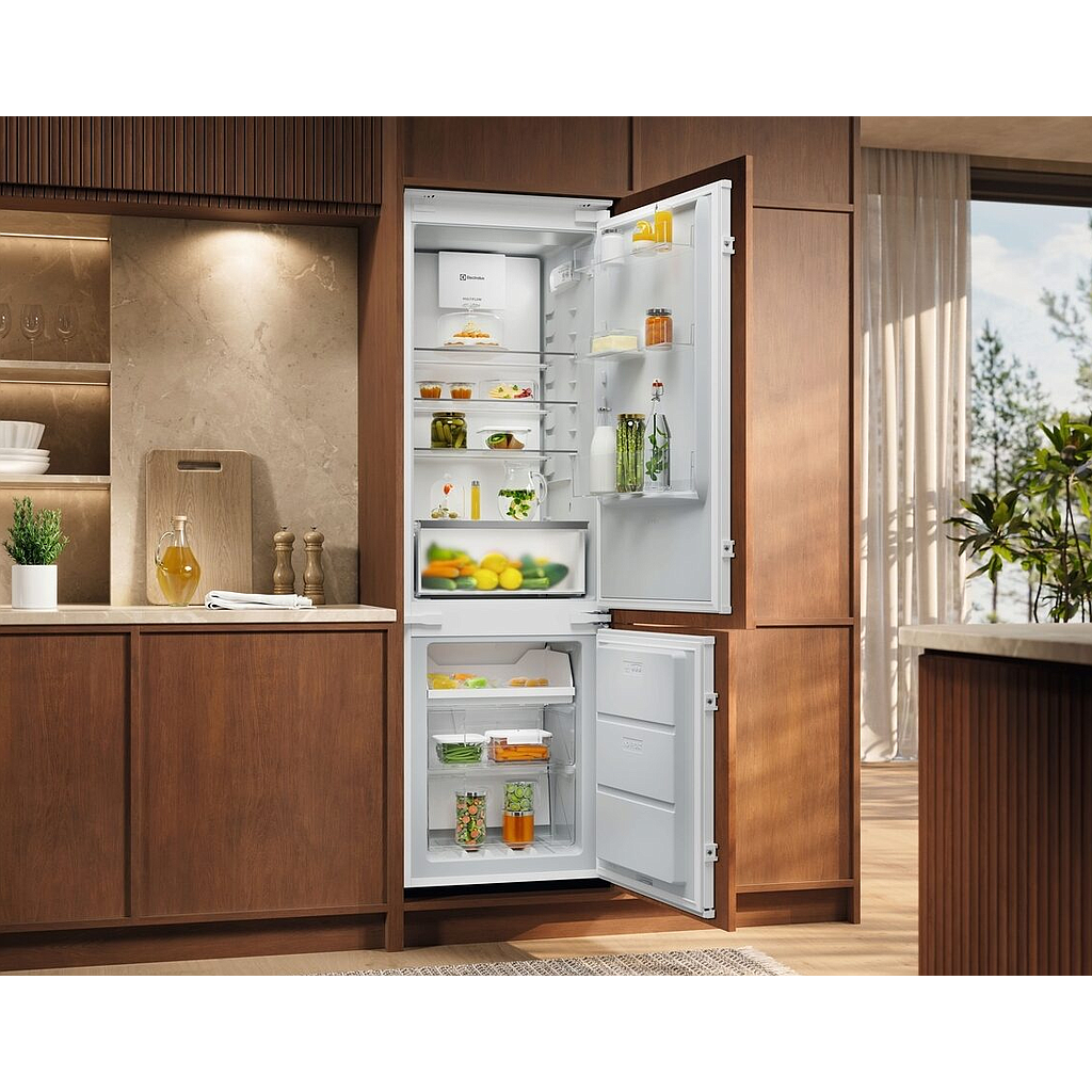 Šaldytuvas ELECTROLUX ENA7CE18S3 Šaldytuvas ELECTROLUX ENA7CE18S3