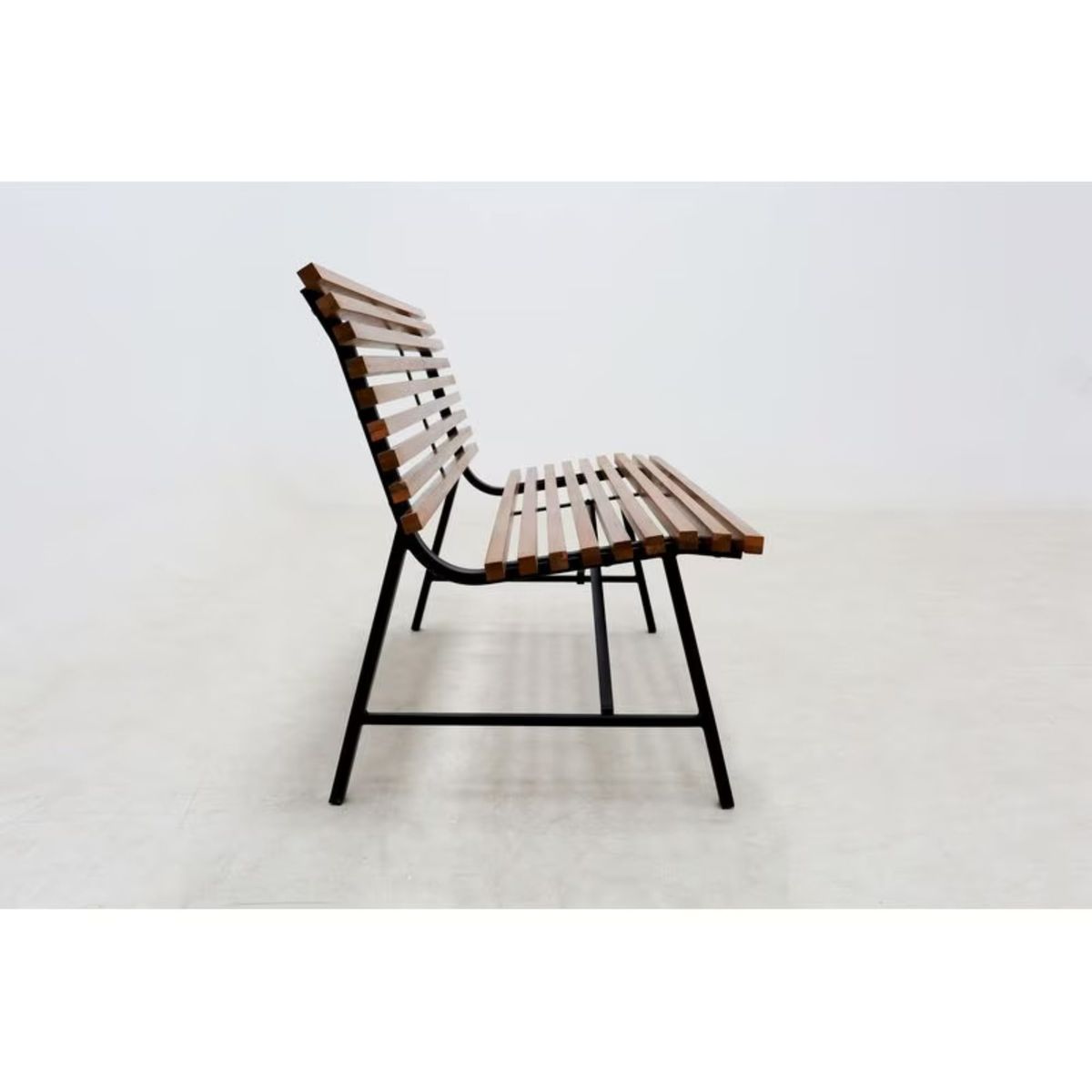 Lauko suolas, 130 x 65 x 81 cm Lauko suolas, 130 x 65 x 81 cm