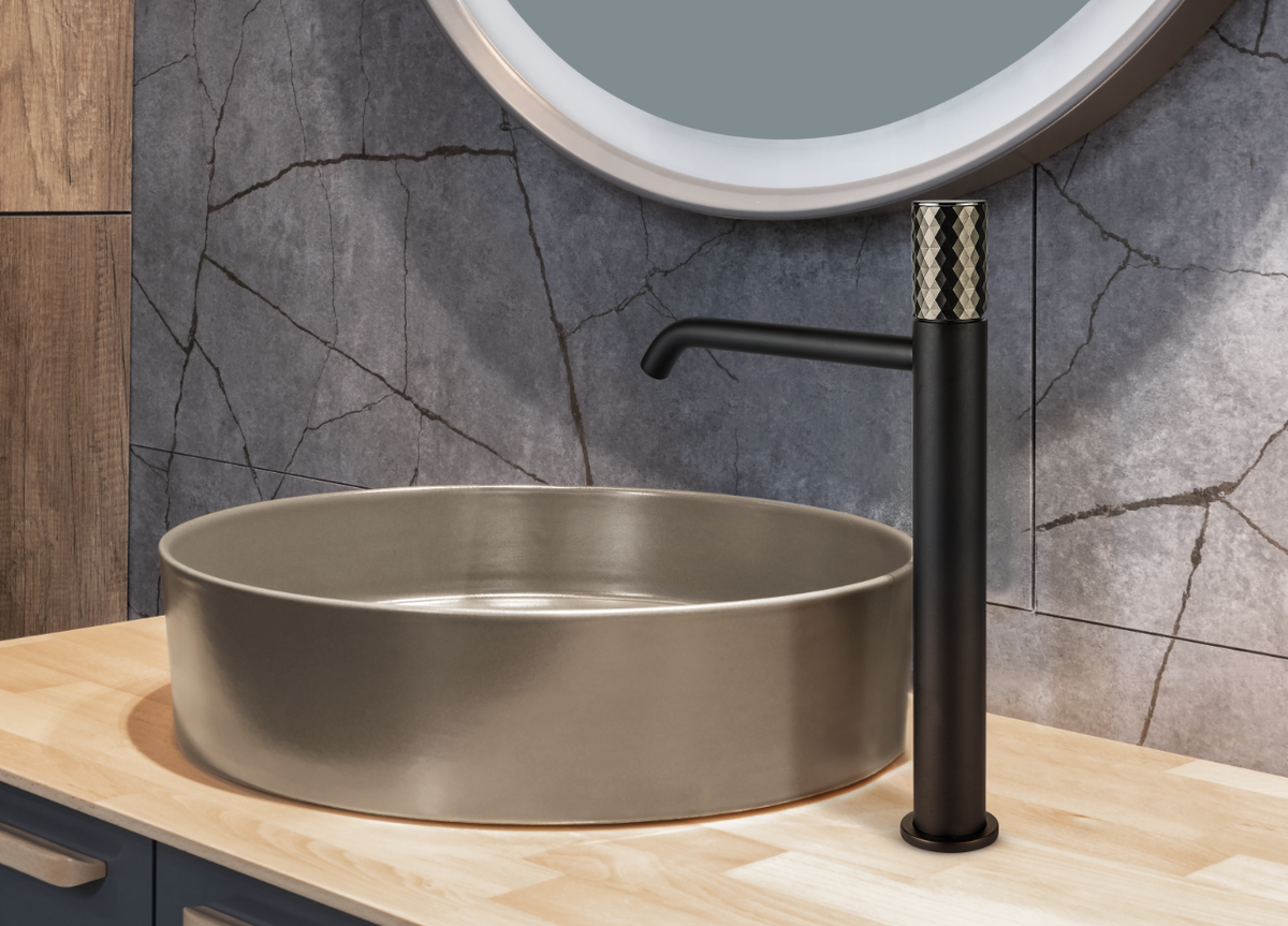 Aukštas maišytuvas praustuvui - dubeniui Xenon Charme su Graphite rankenėle Aukštas maišytuvas praustuvui - dubeniui Xenon Charme su Graphite rankenėle