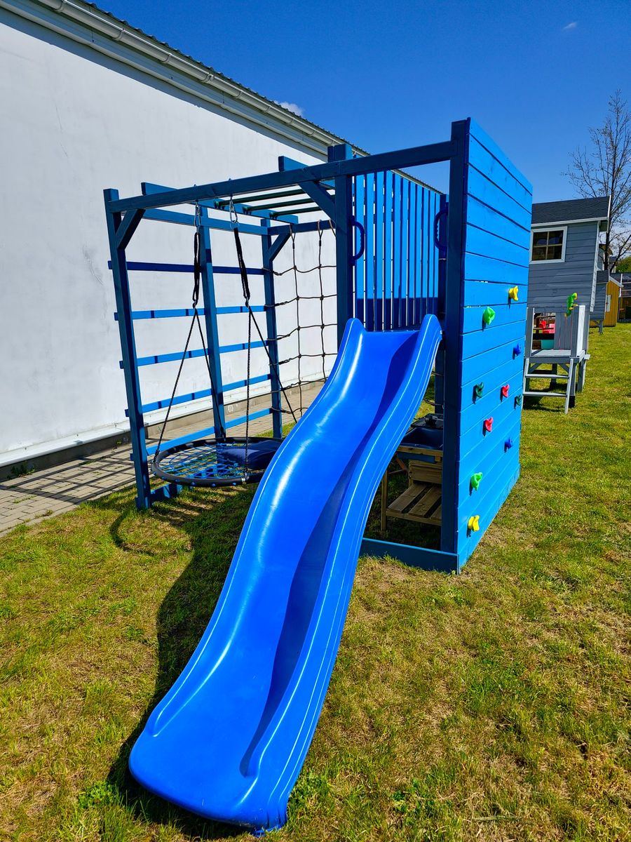 Vaikų žaidimų aikštelė „Vieversys“