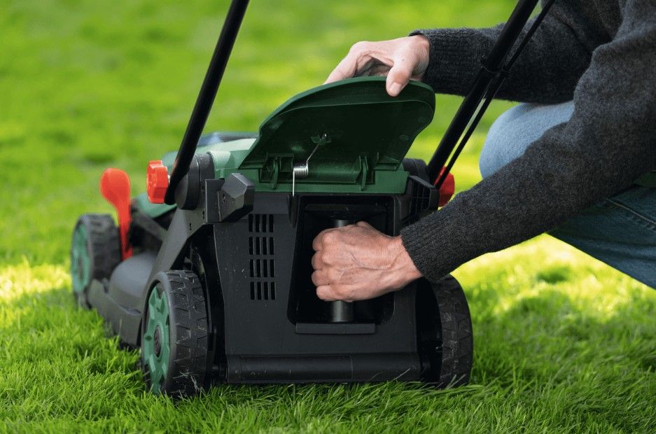 Vejapjovė Bosch Rotak 18V-34, 1x4Ah, 06008B9N00 Vejapjovė Bosch Rotak 18V-34, 1x4Ah, 06008B9N00
