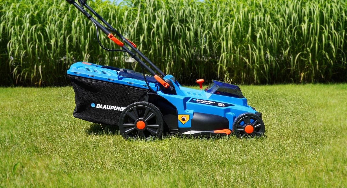 Akumuliatorinė vejapjovė Blaupunkt CL7010 Akumuliatorinė vejapjovė Blaupunkt CL7010