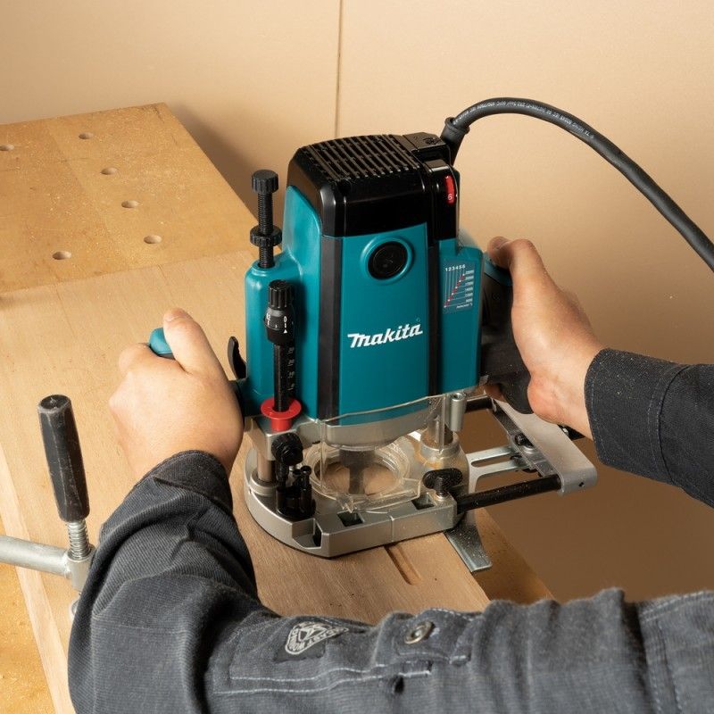 Vertikalus frezeris MAKITA RP2303FC07